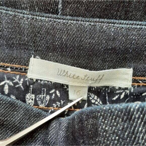 WHITE STUFF / Blue Jean Short Mini Skirt Decorative Stitching Detail Sz 16 - Picture 8 of 9